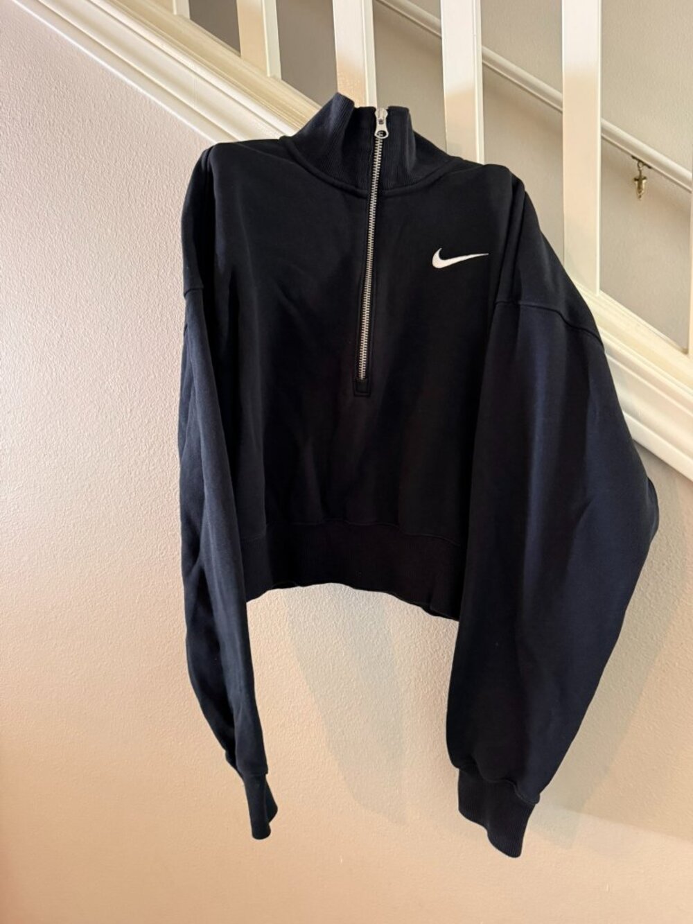 Nike Women's Cropped Sweatshirt